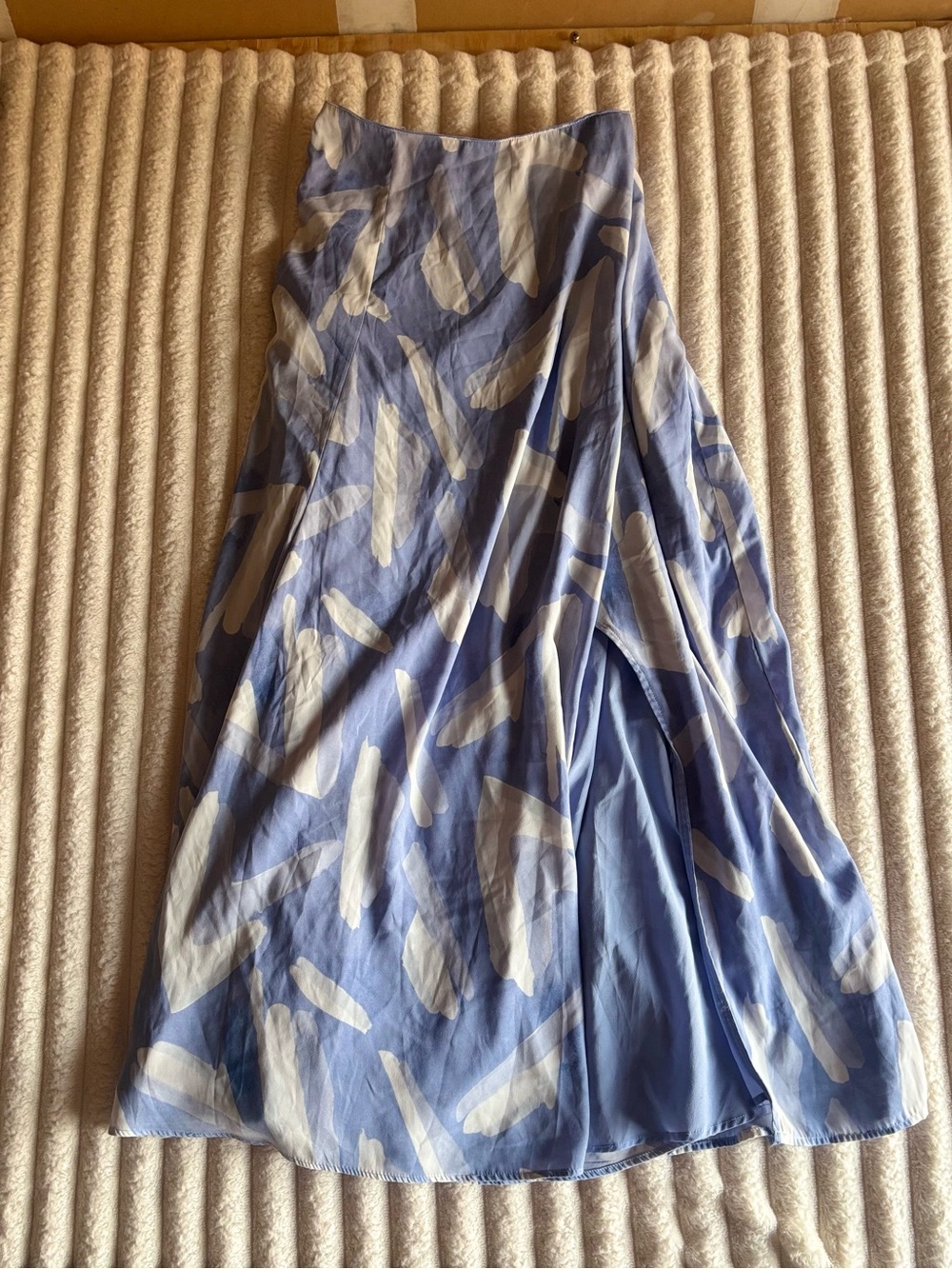 Abercrombie & Fitch Blue and White A-Line Skirt